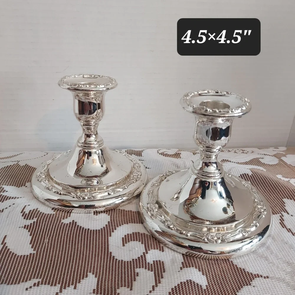 Oneida Silver Plated Candlesticks Pair Floral Embossed Weighted Japan 4.5 inch